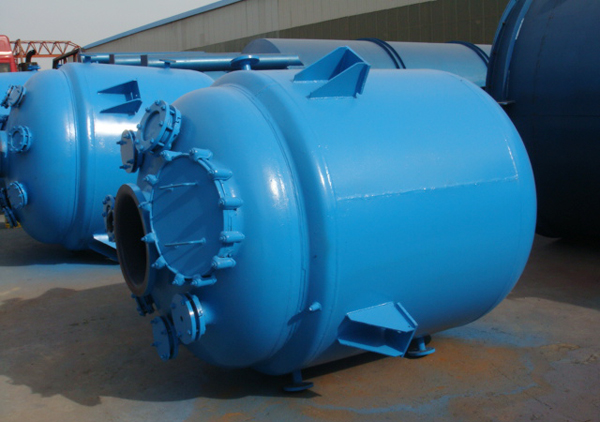 F型搪玻璃/搪瓷反應(yīng)釜(反應(yīng)罐)